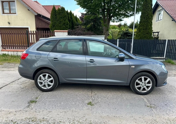 Seat Ibiza cena 24800 przebieg: 190000, rok produkcji 2015 z Elbląg małe 232